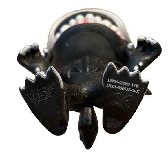 RWBY Beowolf Grimm Vinyl Action Figure Jazwares Rooster Teeth
2017 - Picture 5 of 5